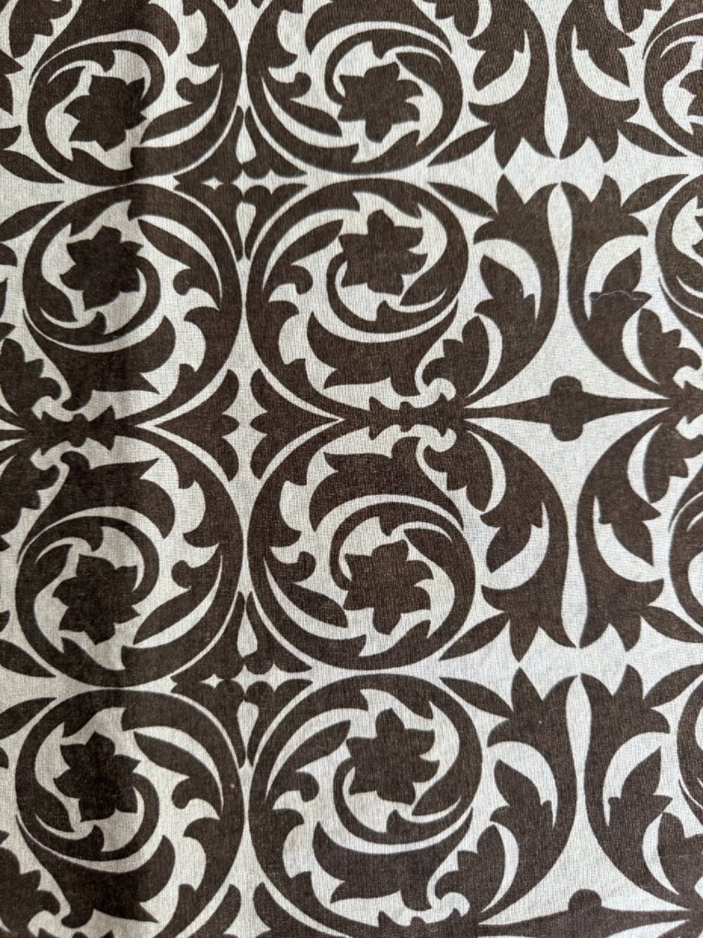 Hen House Linens Tablecloth 70" Round Nouveau Chocolate Brown Damask Cotton Flaw